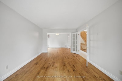 10 Hiram Road • Richmond Hill, ON photo 8