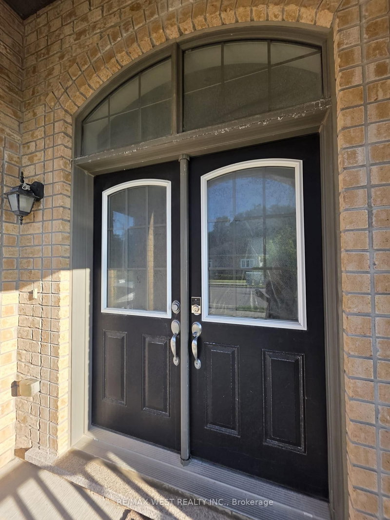 (Main) - 11 Chessington Avenue