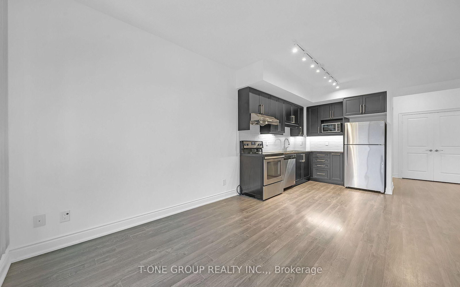 33 Clegg Road • #1006 • Markham, ON photo 6