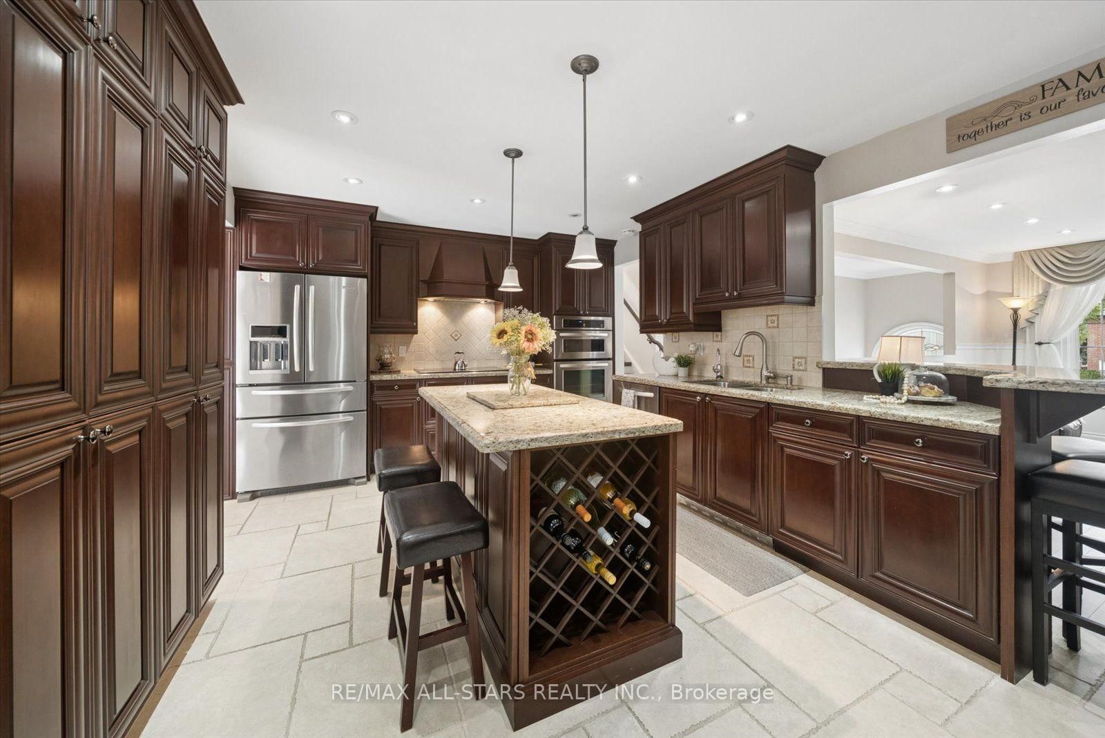 31 Crown Crescent • Bradford West Gwillimbury, ON photo 14