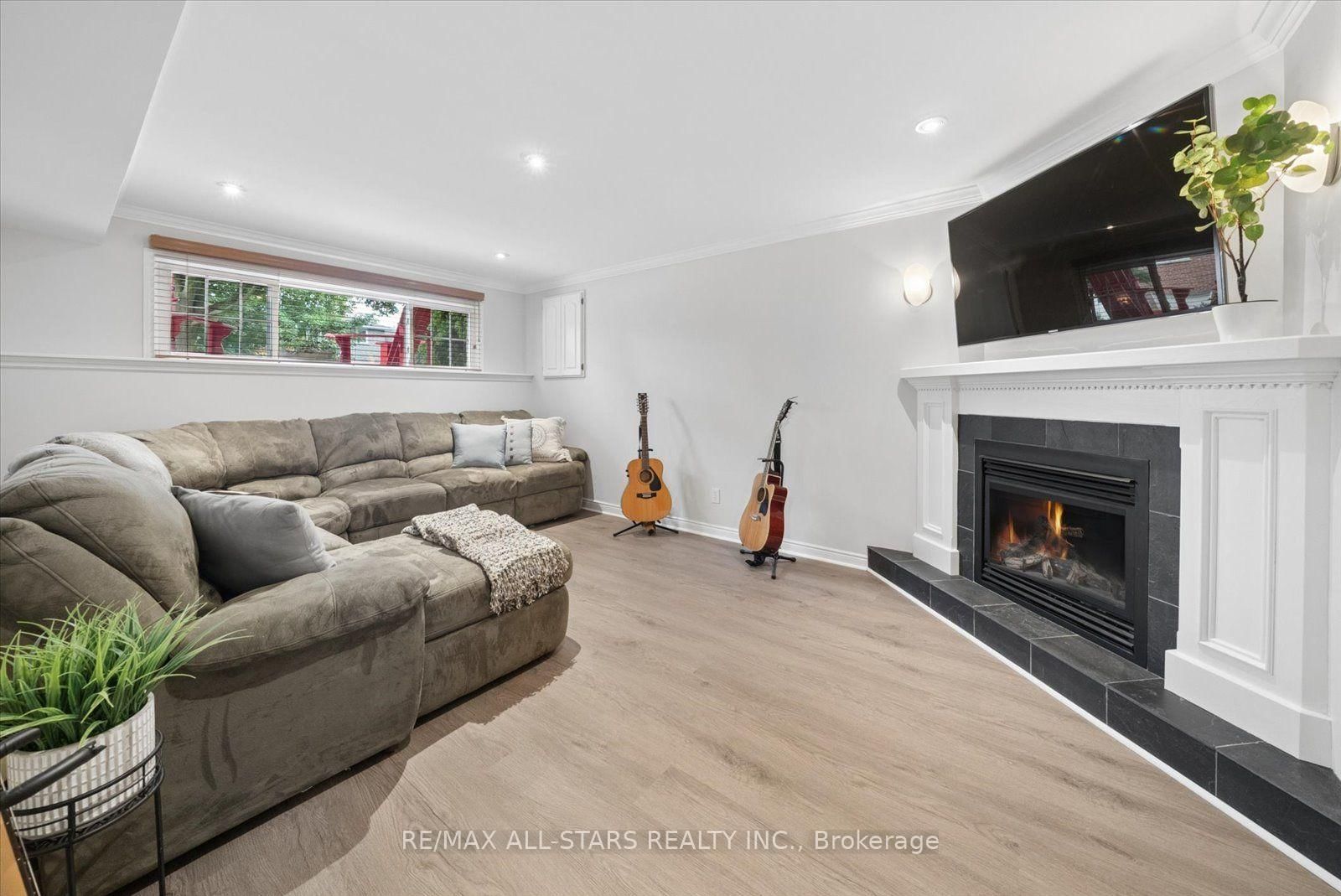 31 Crown Crescent • Bradford West Gwillimbury, ON photo 27