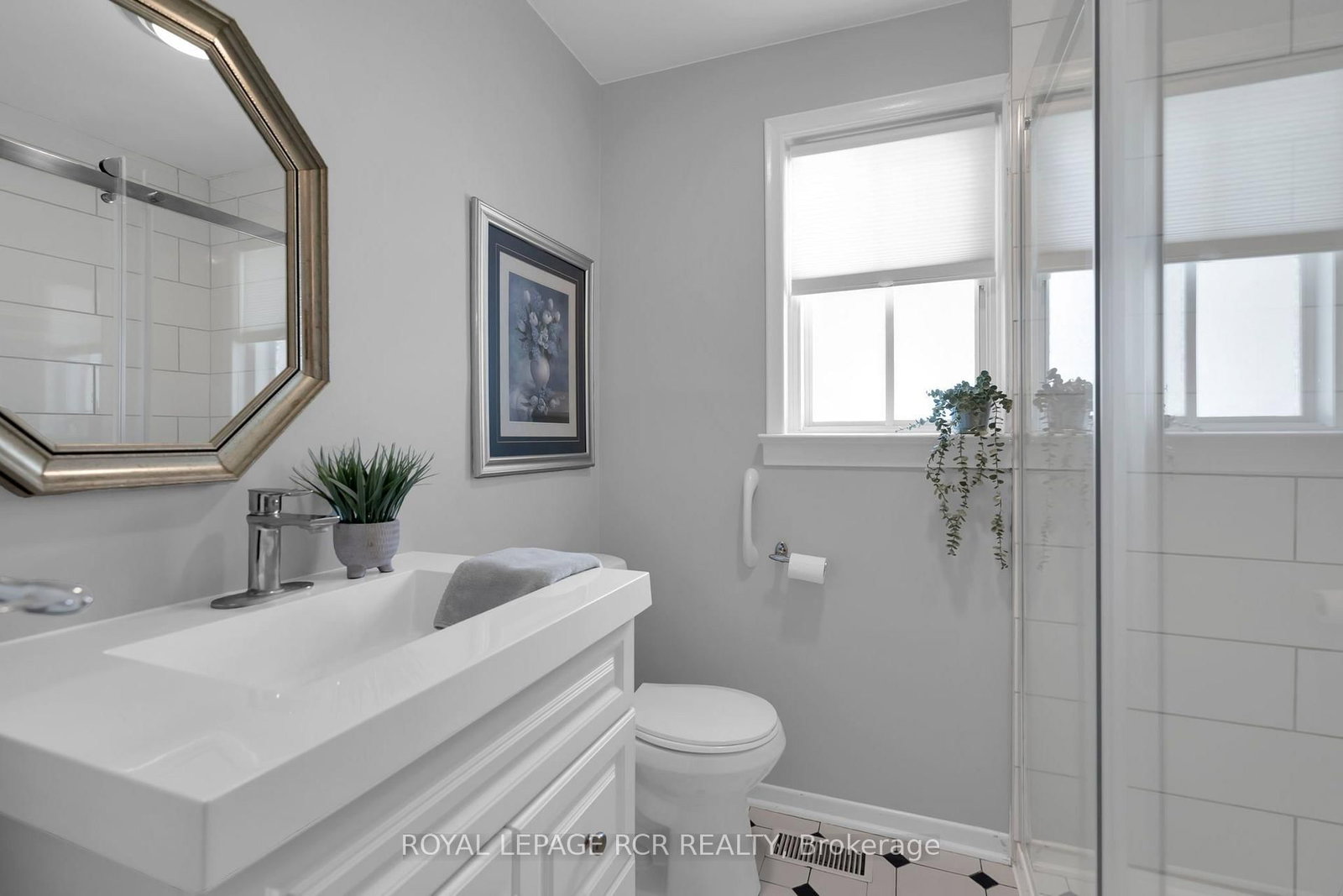 36 May Avenue • East Gwillimbury, ON photo 19