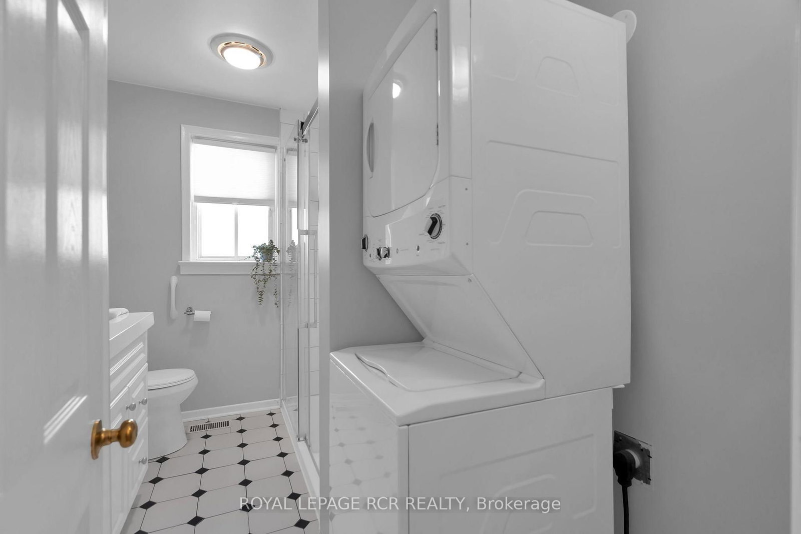 36 May Avenue • East Gwillimbury, ON photo 20