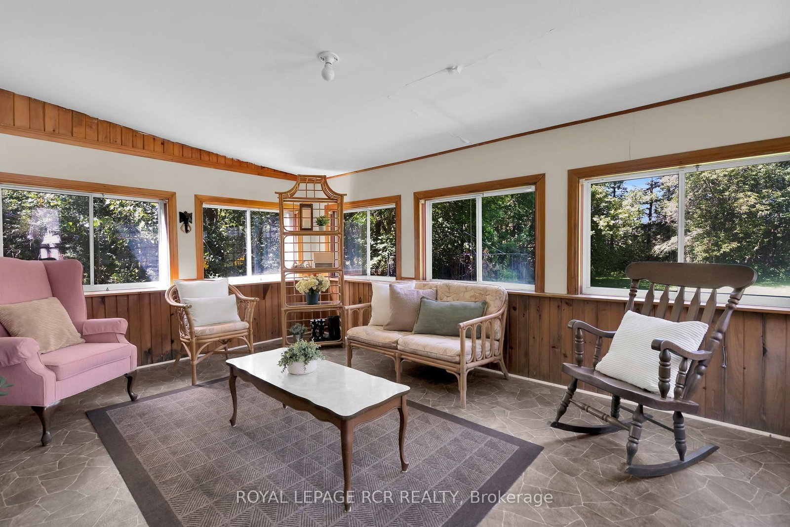36 May Avenue • East Gwillimbury, ON photo 21