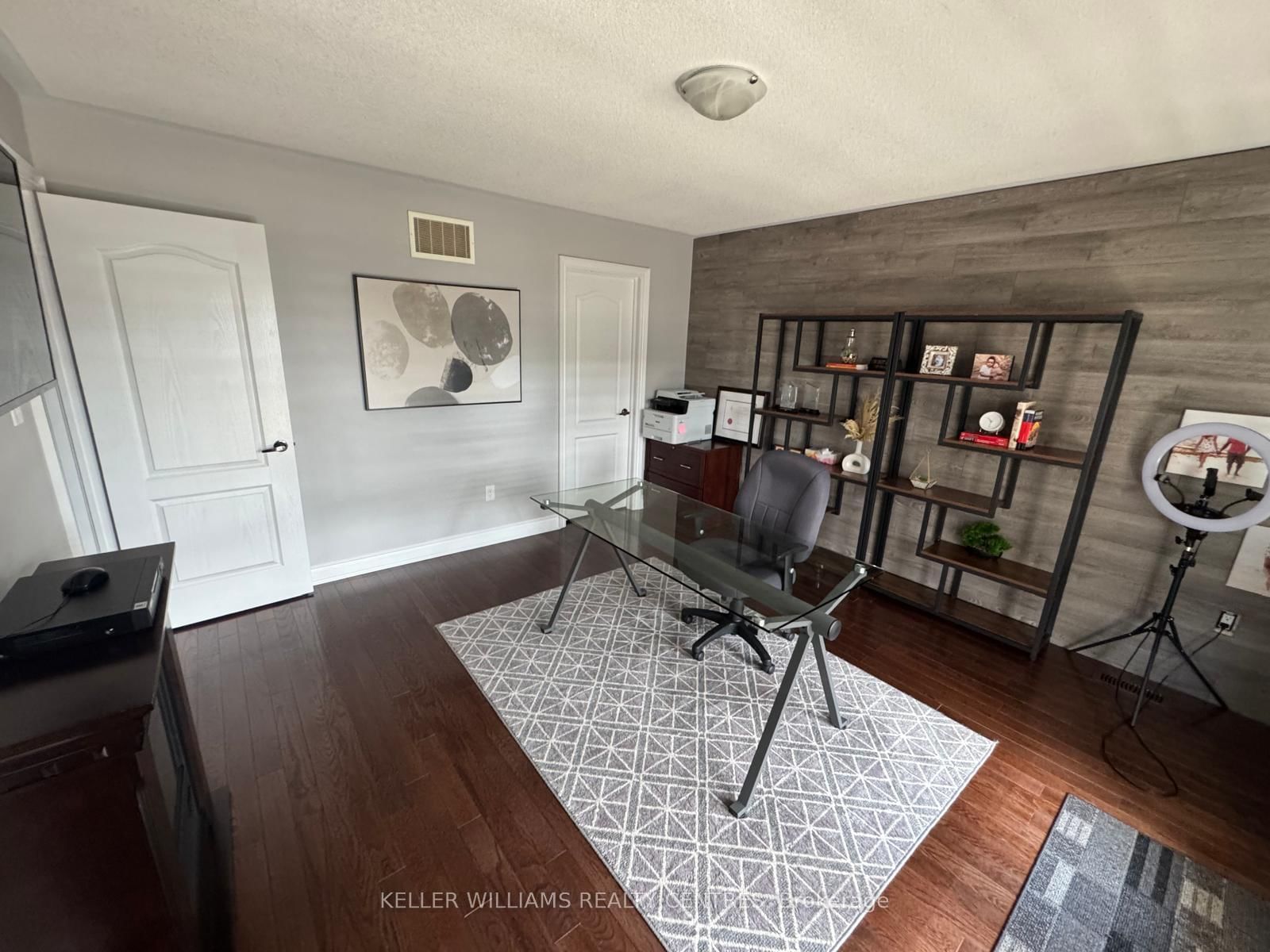 2 Creekland Ave, Whitchurch-Stouffville, view 27