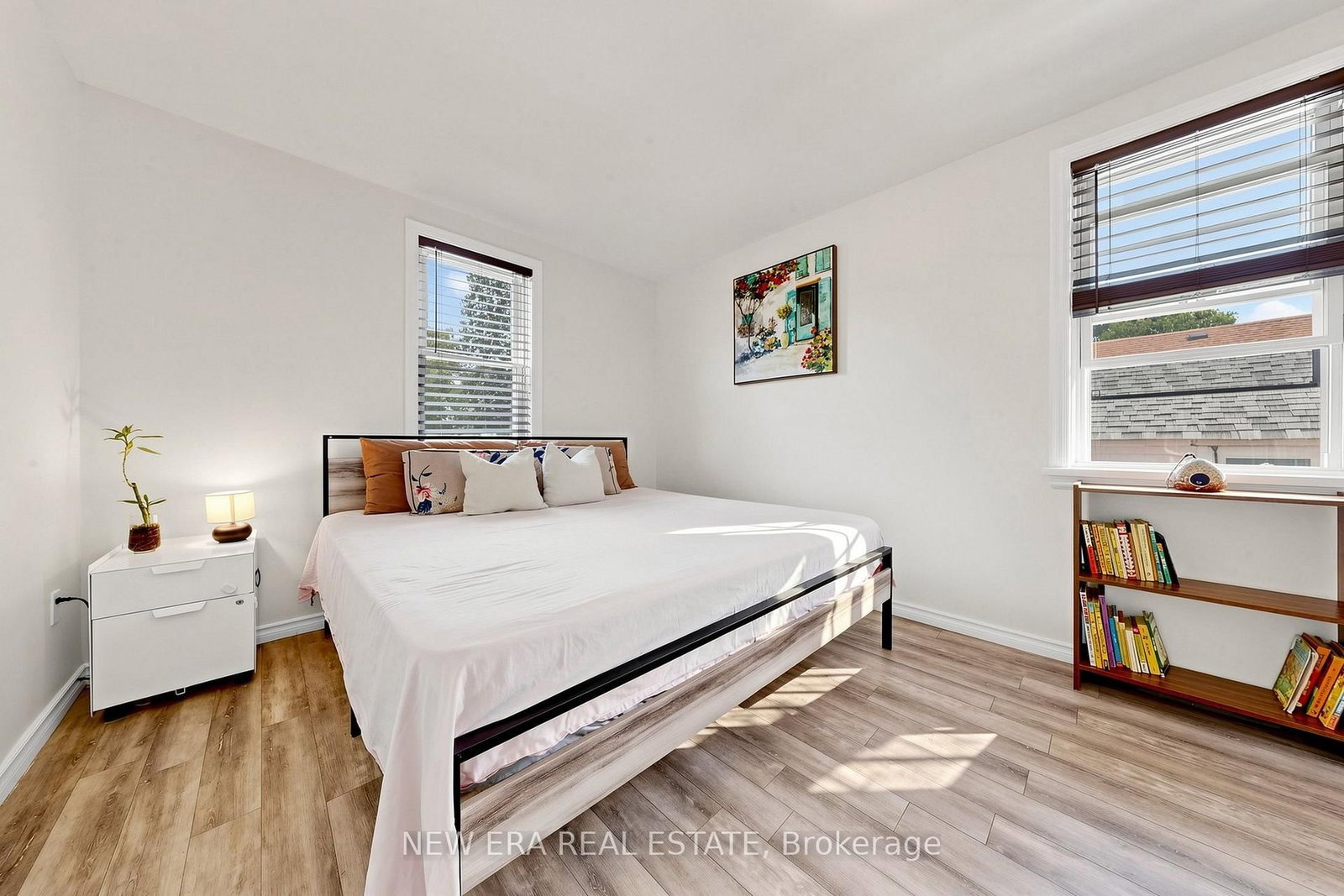 247 Muriel Street • Newmarket, ON photo 14
