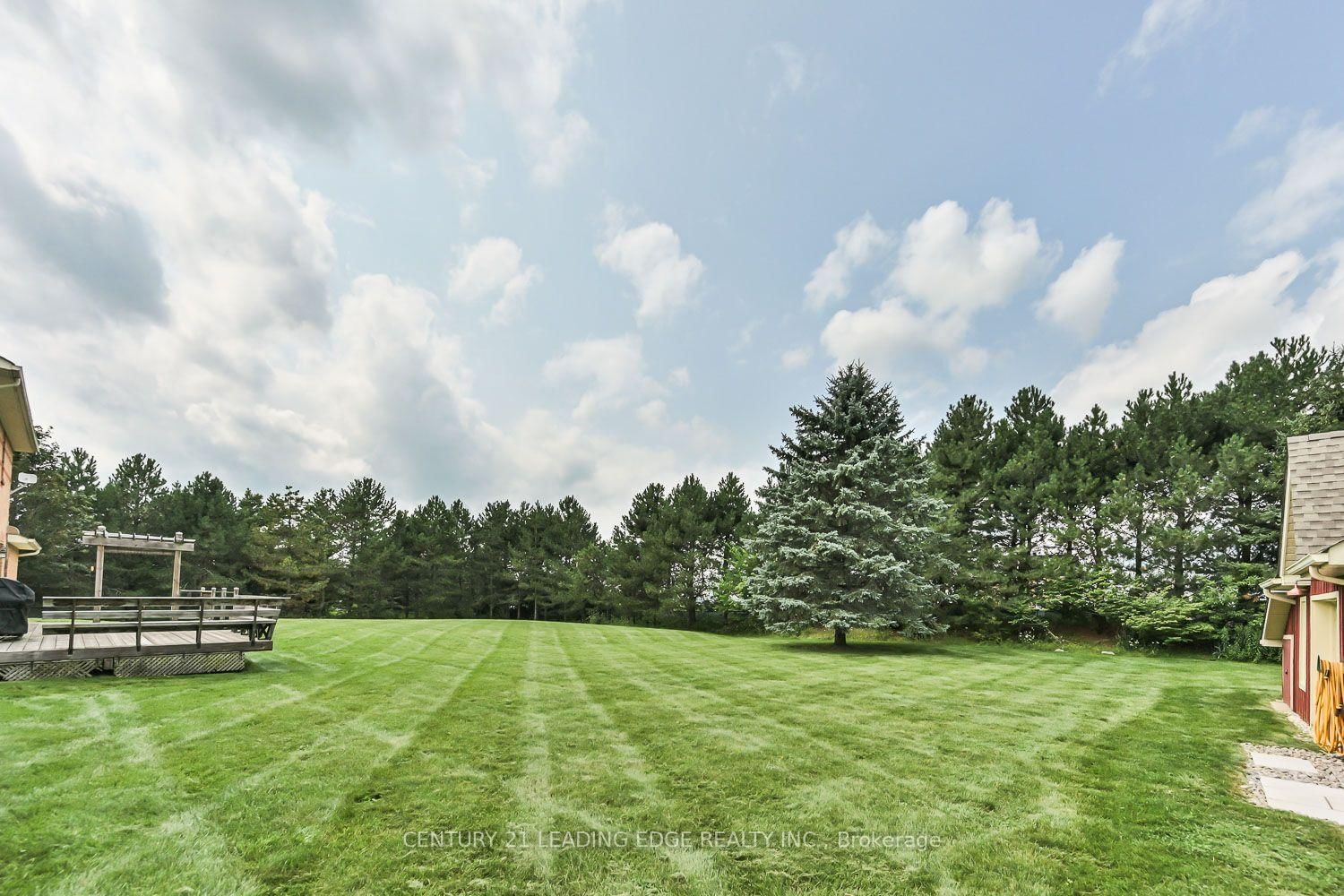 12 Taylor Drive • Uxbridge, ON photo 39