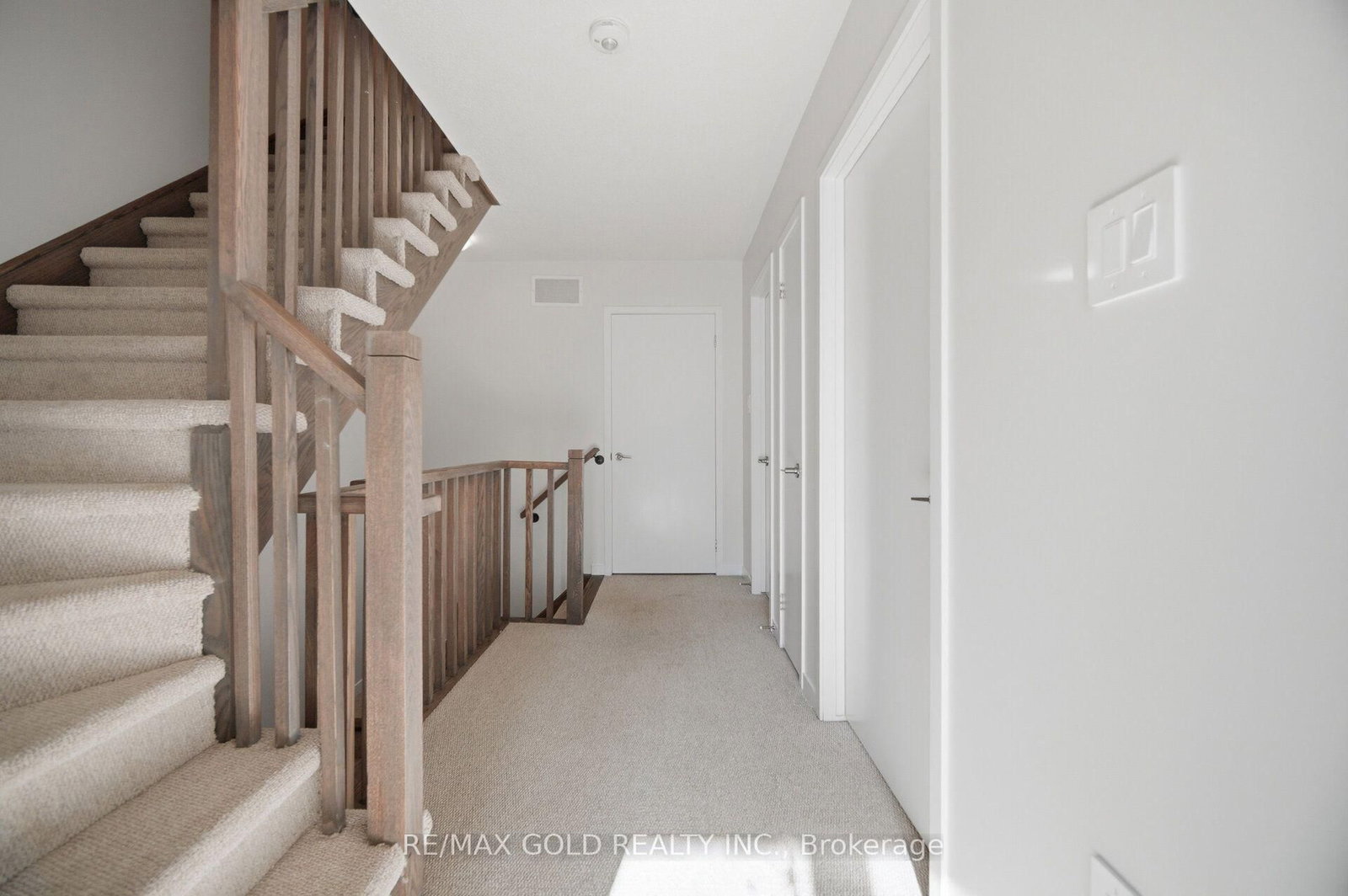 39 Honeycrisp Crescent • #TH83 • Vaughan, ON photo 17