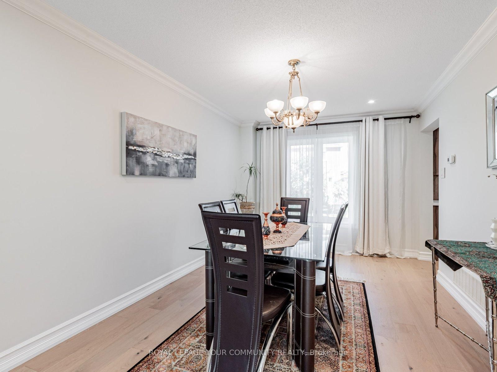 5 Mandel Crescent • Richmond Hill, ON photo 8
