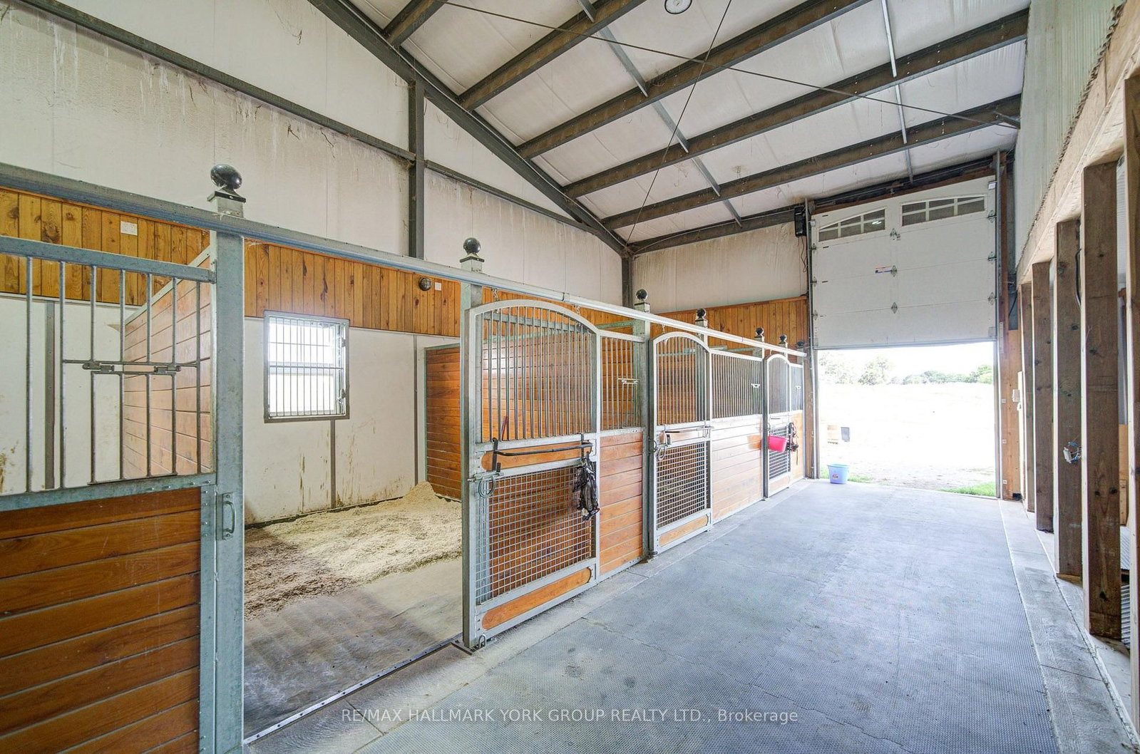 16979 Ninth Line • Whitchurch-Stouffville, ON photo 21
