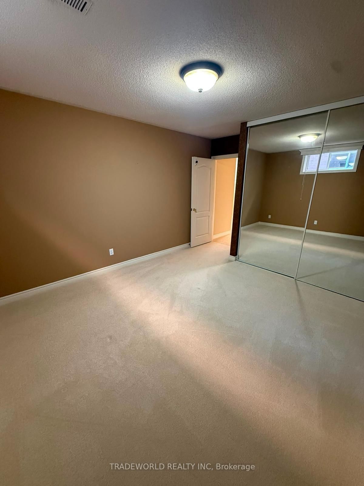 16 Chessman Court • Whitchurch-Stouffville, ON photo 19