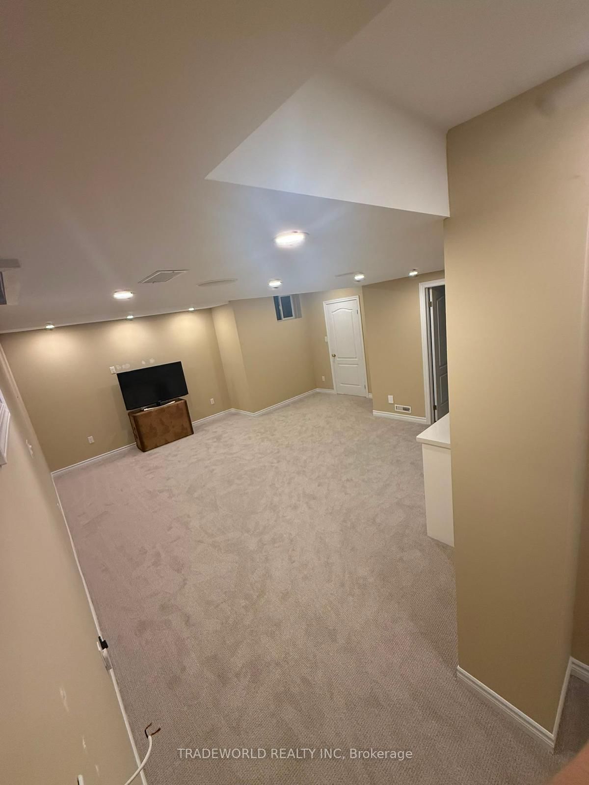 16 Chessman Court • Whitchurch-Stouffville, ON photo 20