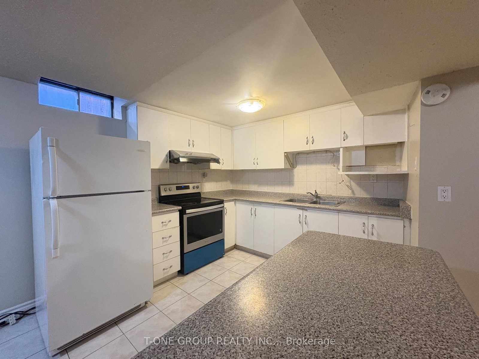 Sep Entrance BSMT - 20 Lynda Mcneil Place, Markham 5