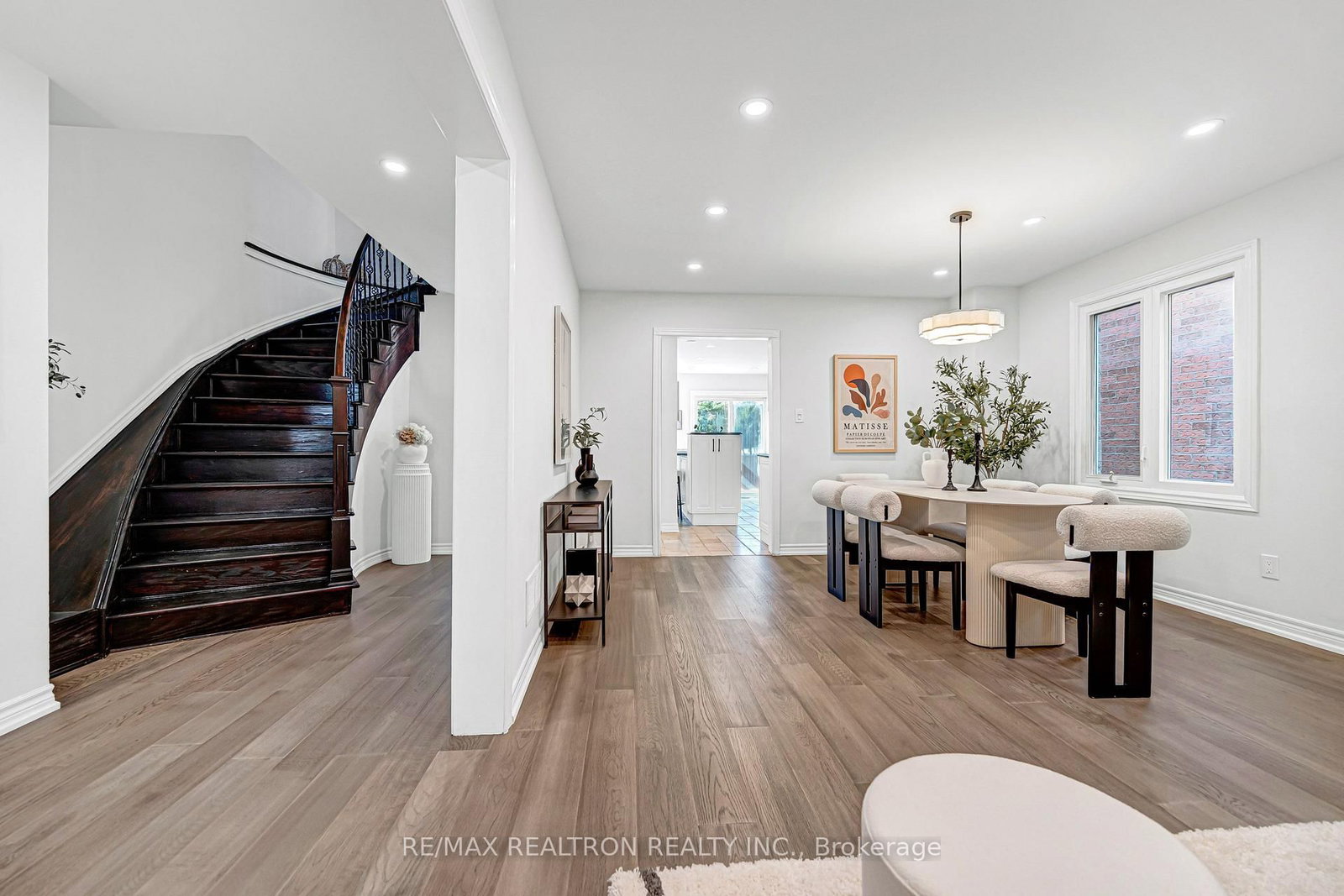 120 Brookmill Drive • Vaughan, ON photo 11