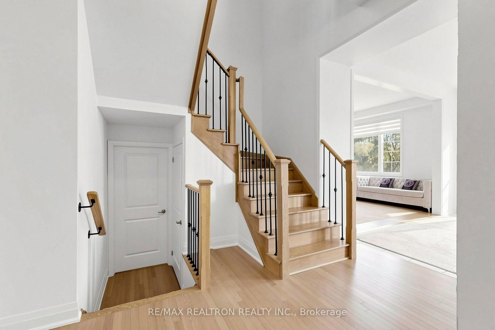 20 Fair Winds Lane • East Gwillimbury, ON photo 28