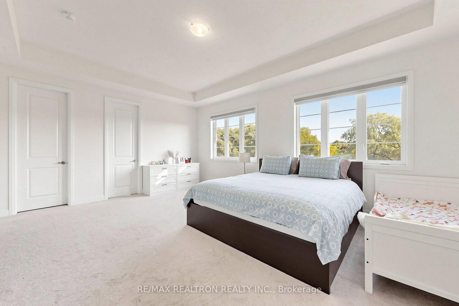 20 Fair Winds Lane • East Gwillimbury, ON photo 32