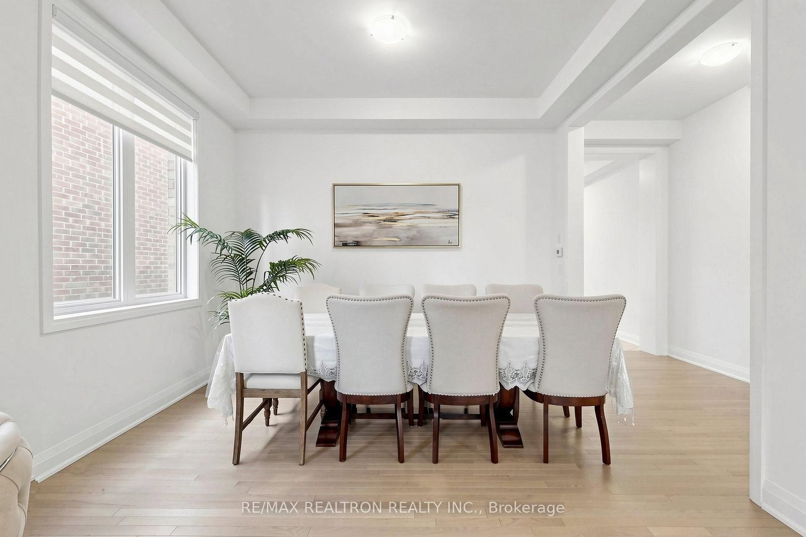 20 Fair Winds Lane • East Gwillimbury, ON photo 8
