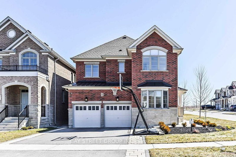 44 Clara May Avenue