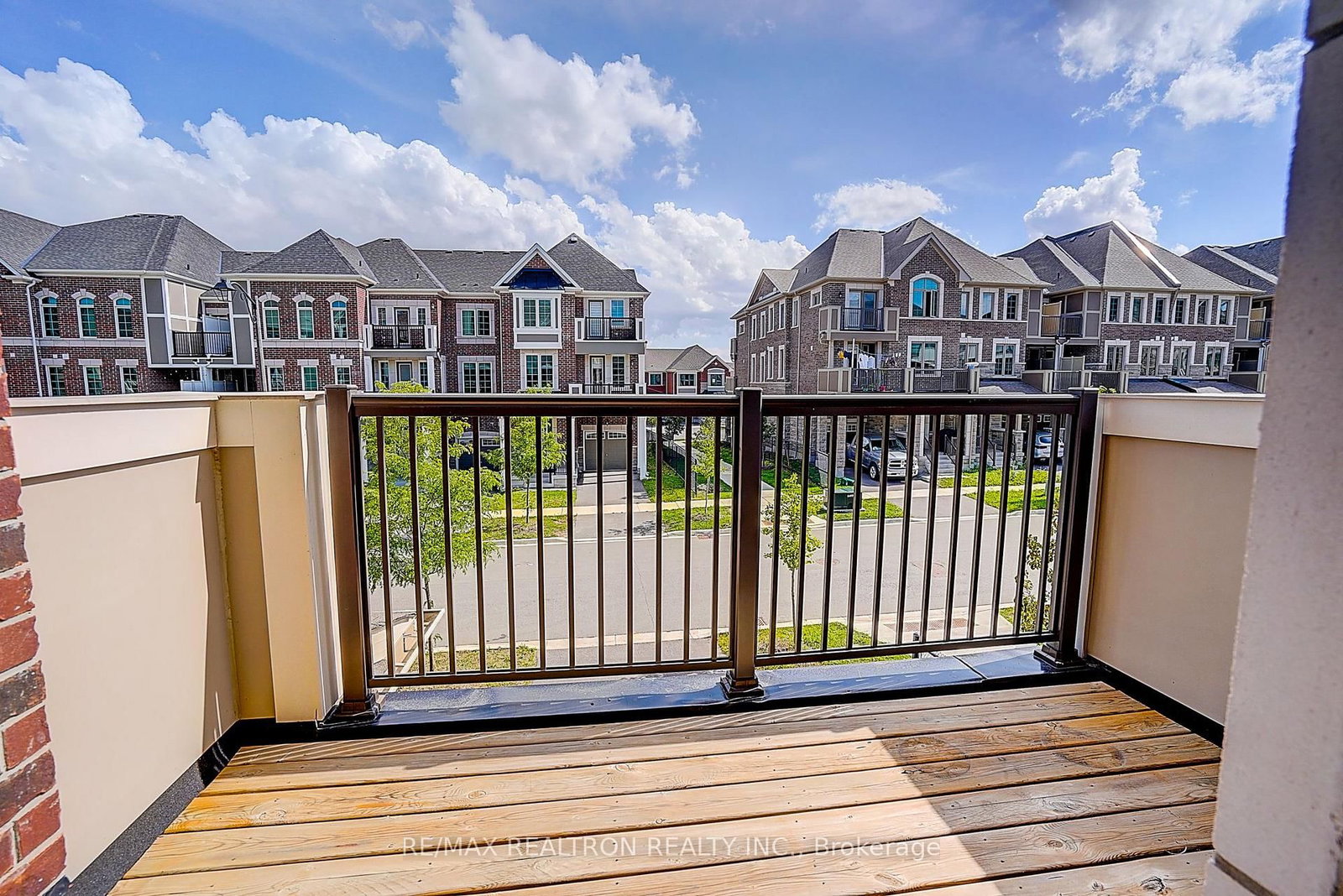 24 Thomas Frisby Jr Crescent • Markham, ON photo 23