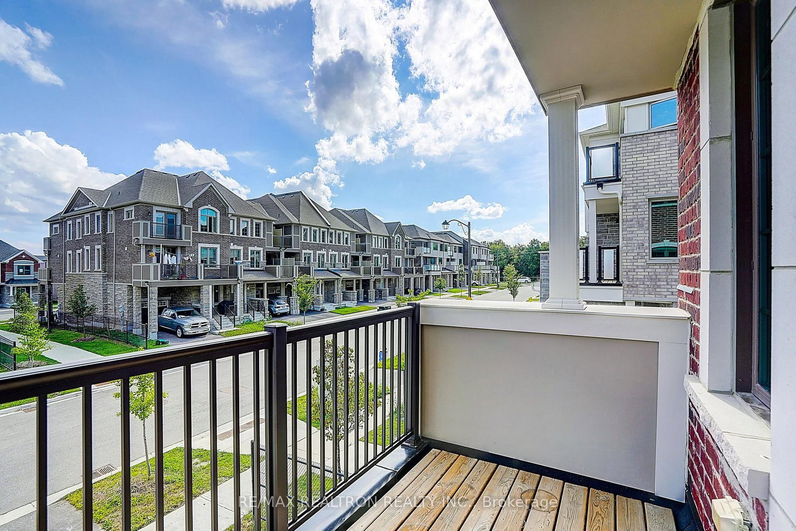 24 Thomas Frisby Jr Crescent • Markham, ON photo 24