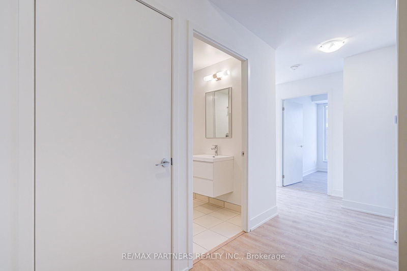 1102 - 38 Andre de Grasse Street