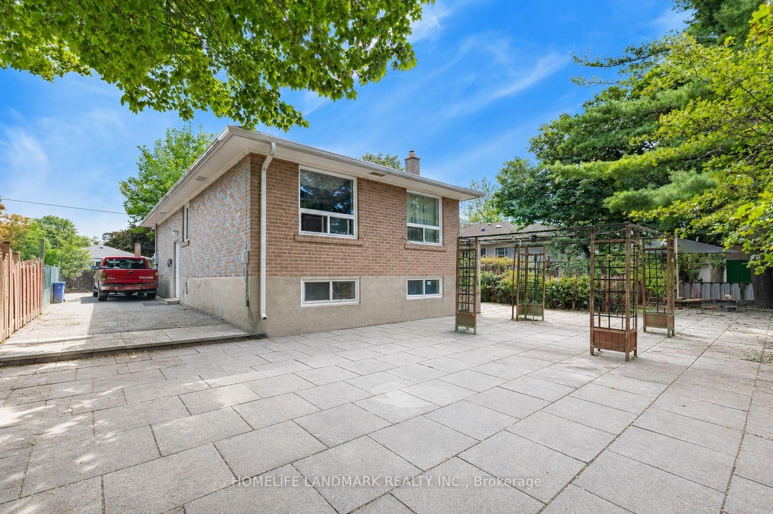 34 Gentry Crescent • Richmond Hill, ON photo 32