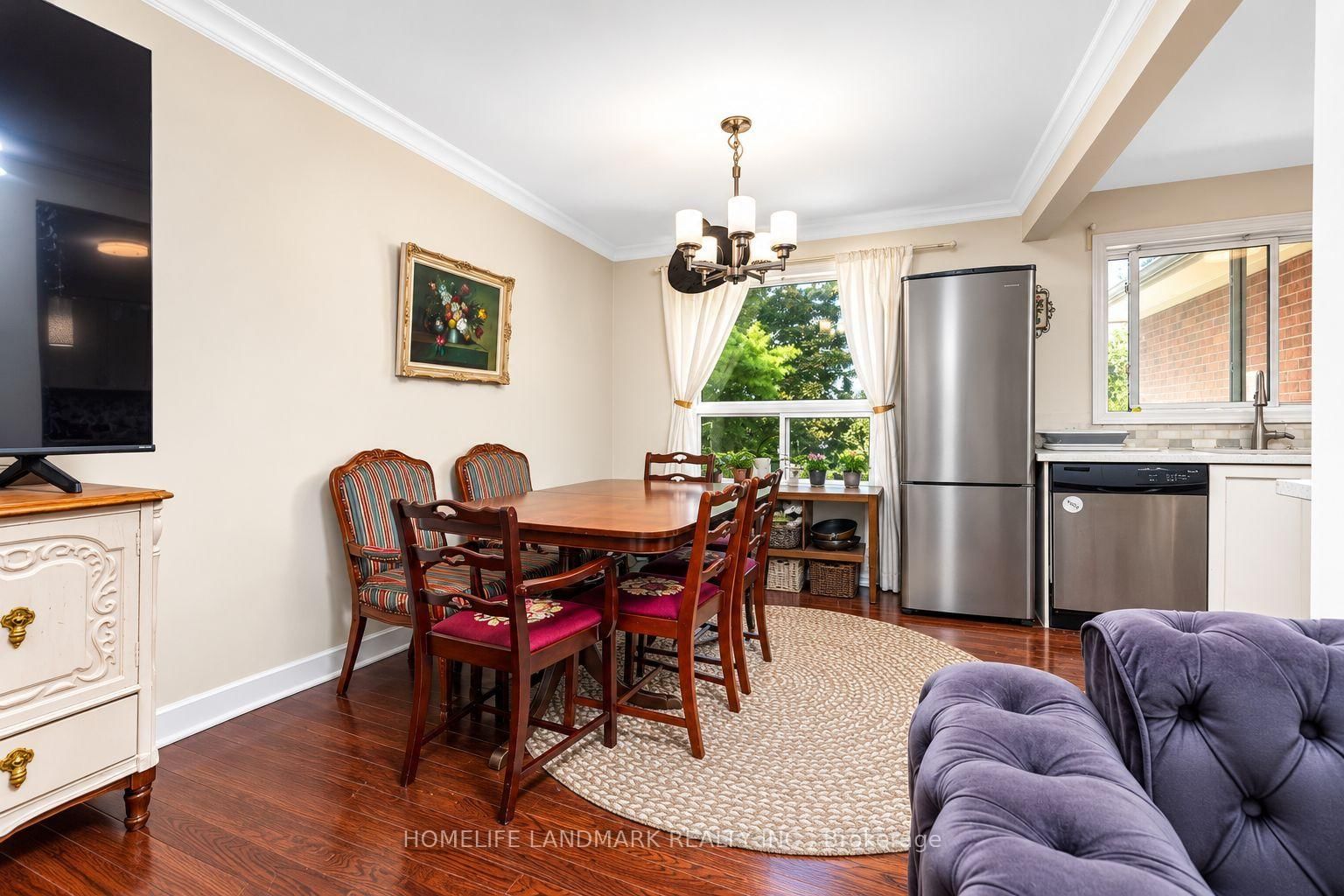 34 Gentry Crescent • Richmond Hill, ON photo 8