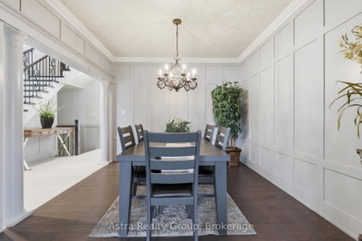 74 Kootenay Ridge • Vaughan, ON photo 9