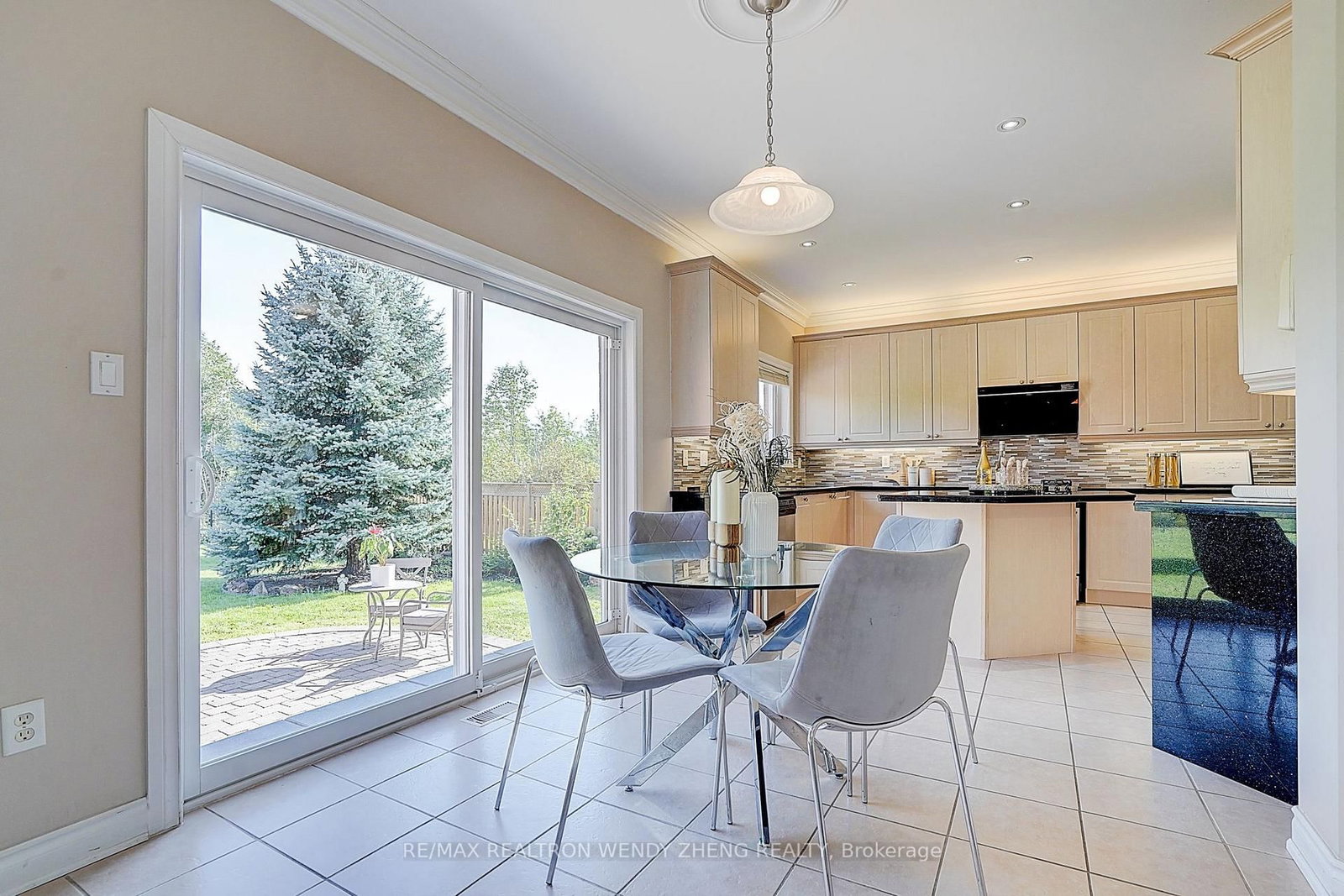 25 Terracotta Crescent • Richmond Hill, ON photo 14