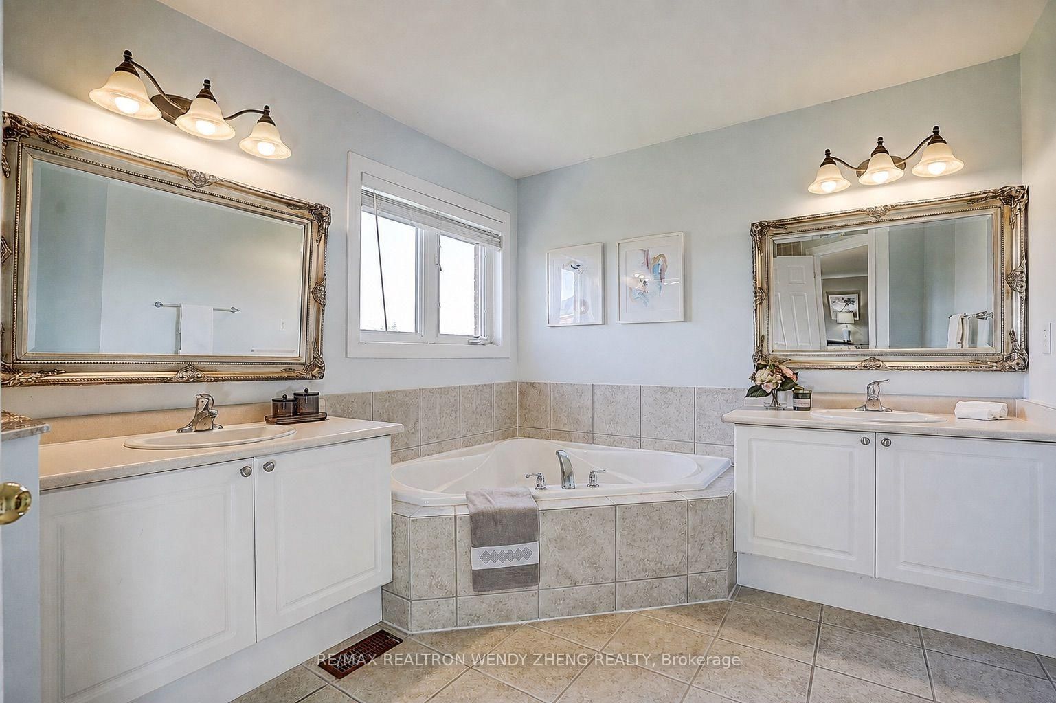 25 Terracotta Crescent • Richmond Hill, ON photo 26