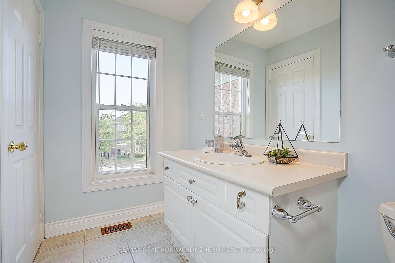 25 Terracotta Crescent • Richmond Hill, ON photo 34