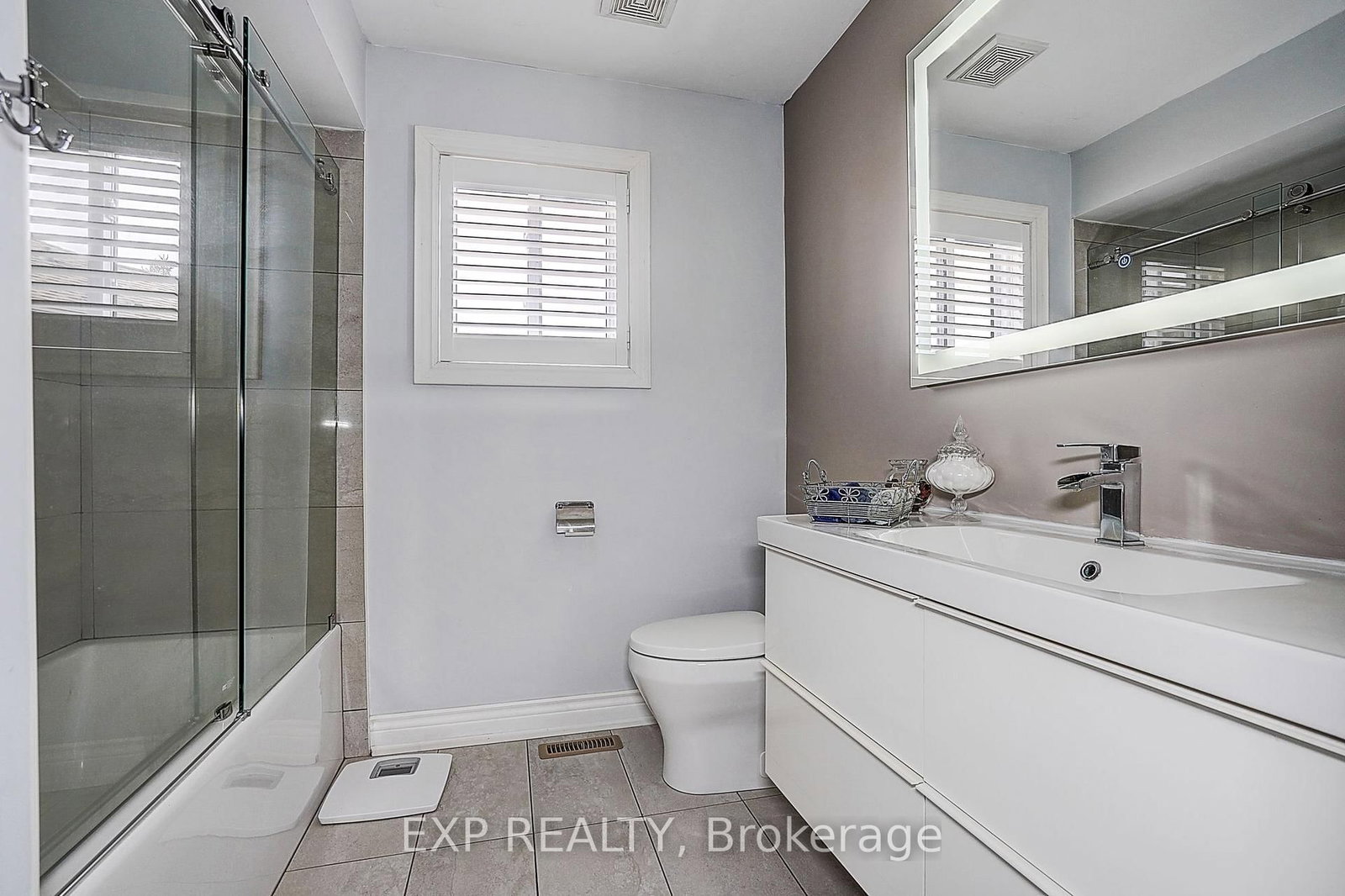 626 Walpole Crescent • Newmarket, ON photo 24