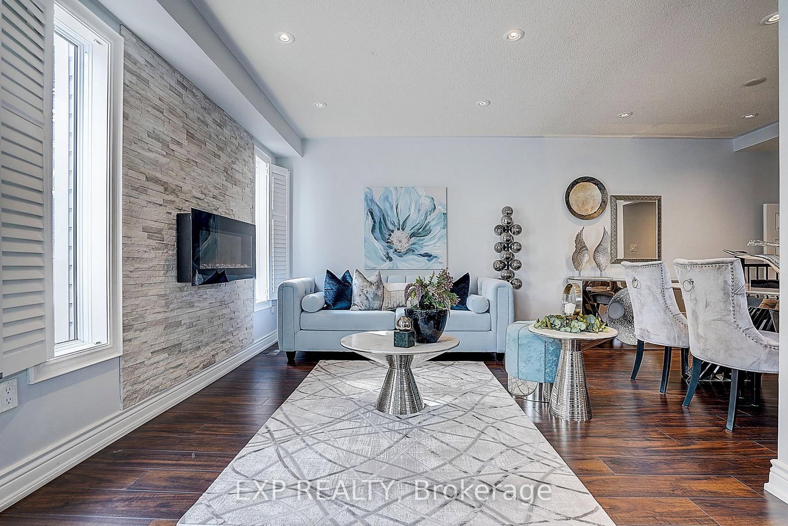 626 Walpole Crescent • Newmarket, ON photo 9