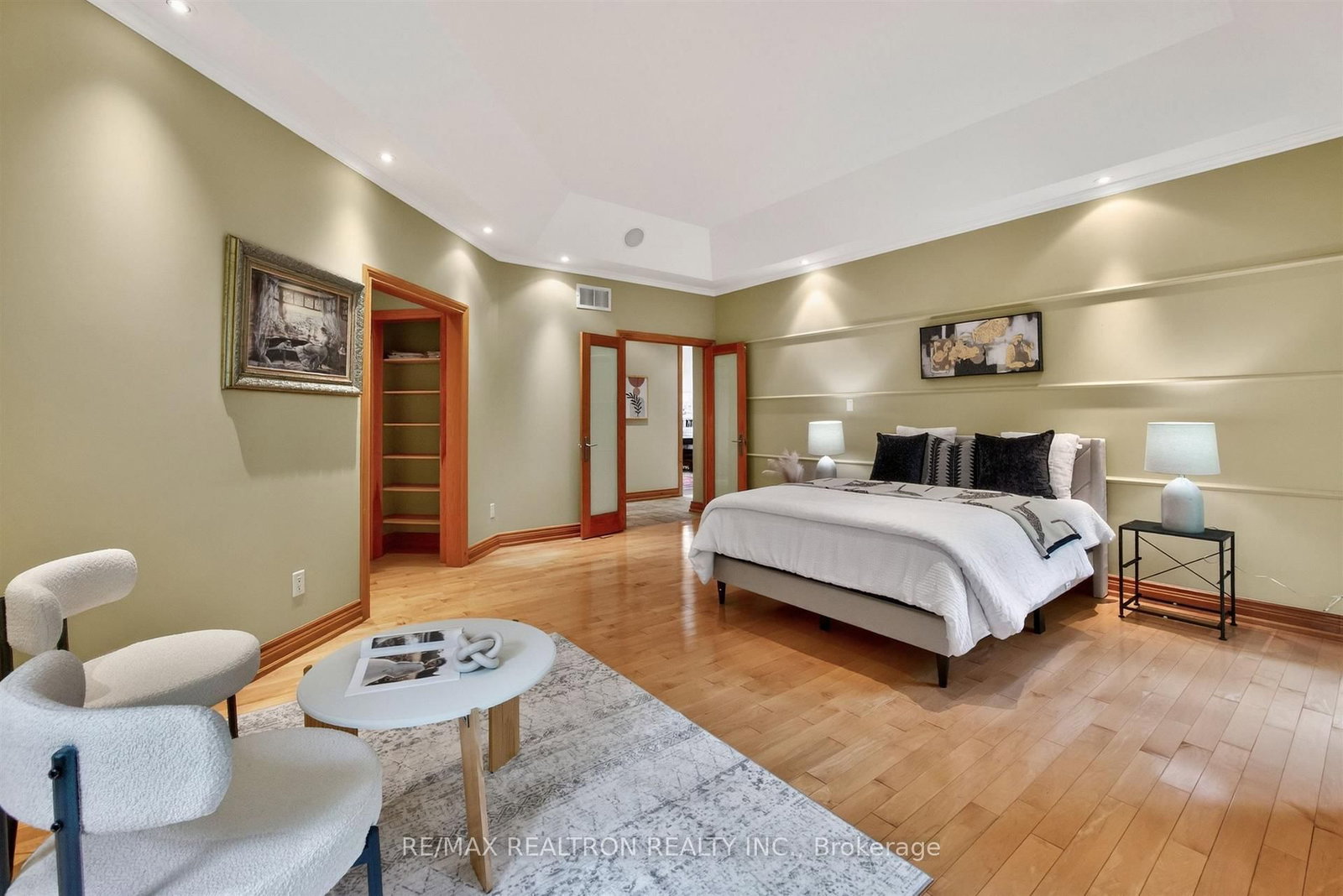 24 Maplehyrn Avenue • East Gwillimbury, ON photo 24