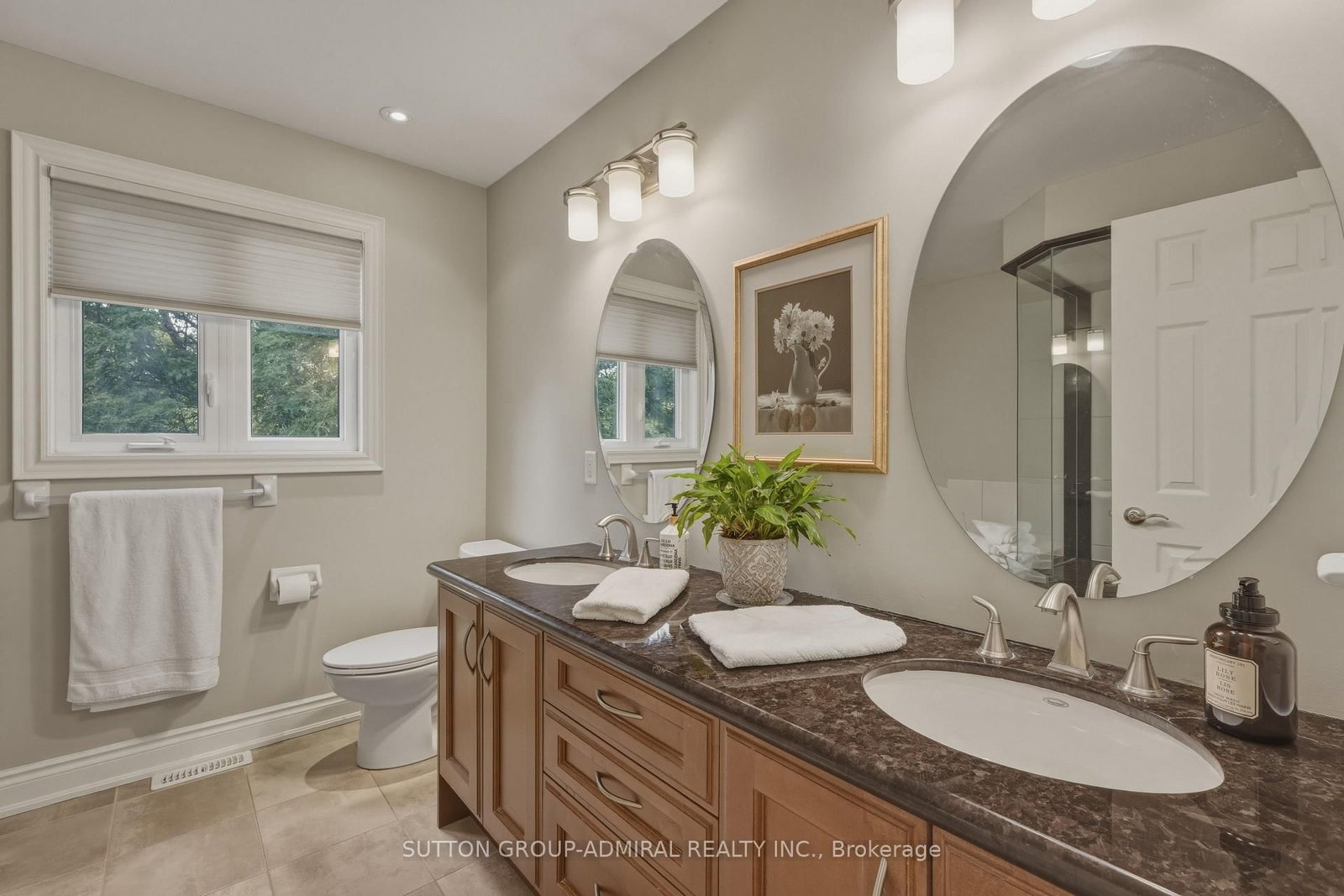 90 Brillinger Street • Richmond Hill, ON photo 25