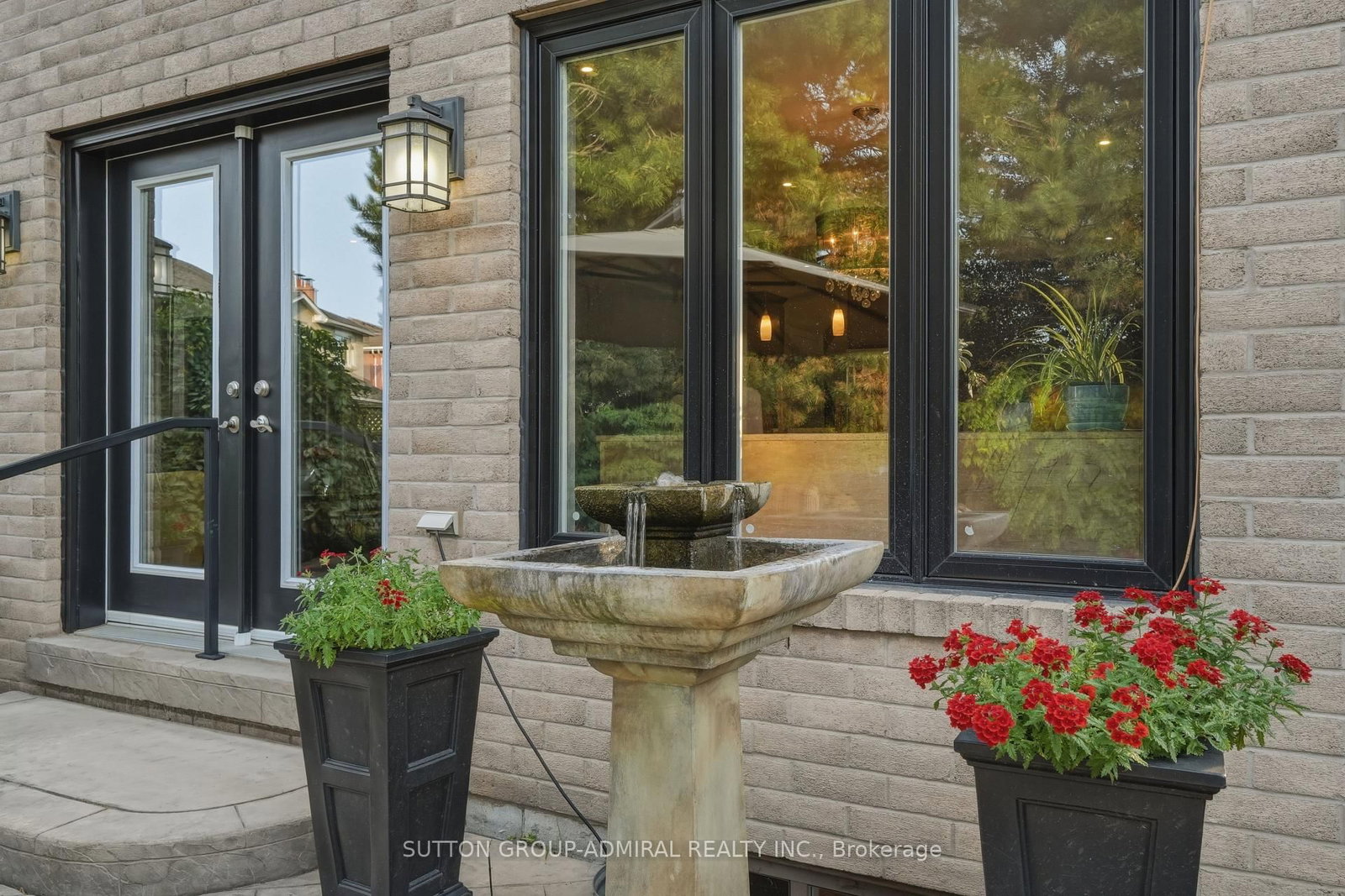 90 Brillinger Street • Richmond Hill, ON photo 38