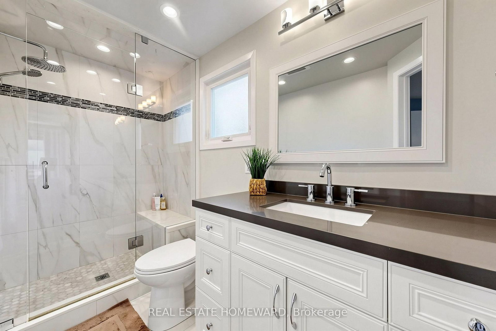 242 Badessa Circle • Vaughan, ON photo 19