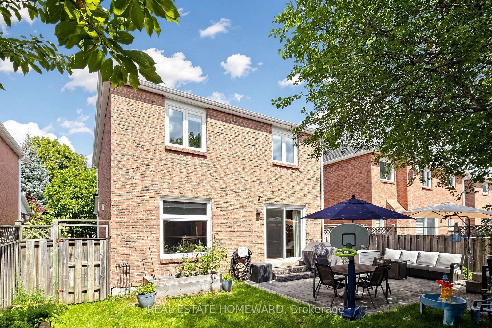 242 Badessa Circle • Vaughan, ON photo 34