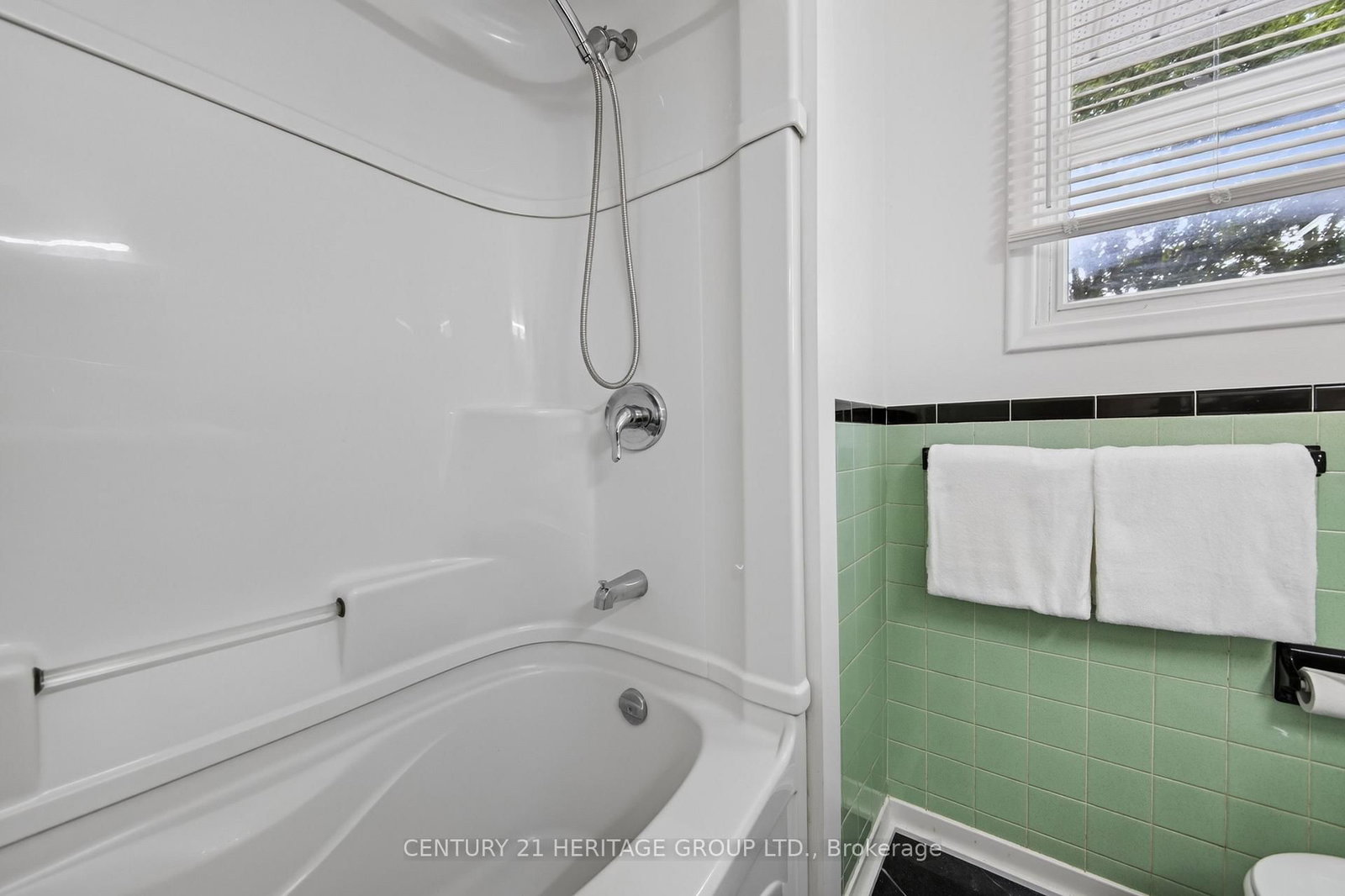 72 Kulpin Avenue • Bradford West Gwillimbury, ON photo 21