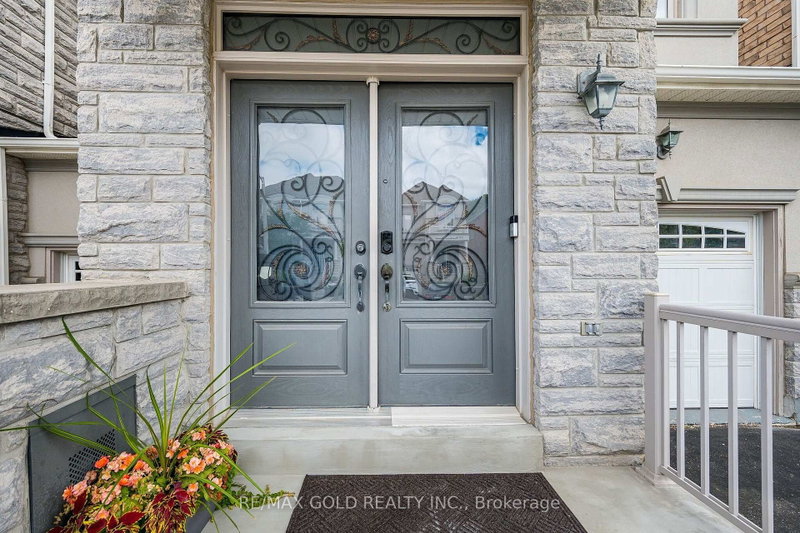 80 Bristlewood Crescent