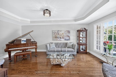 11 Christman Court • Markham, ON photo 6