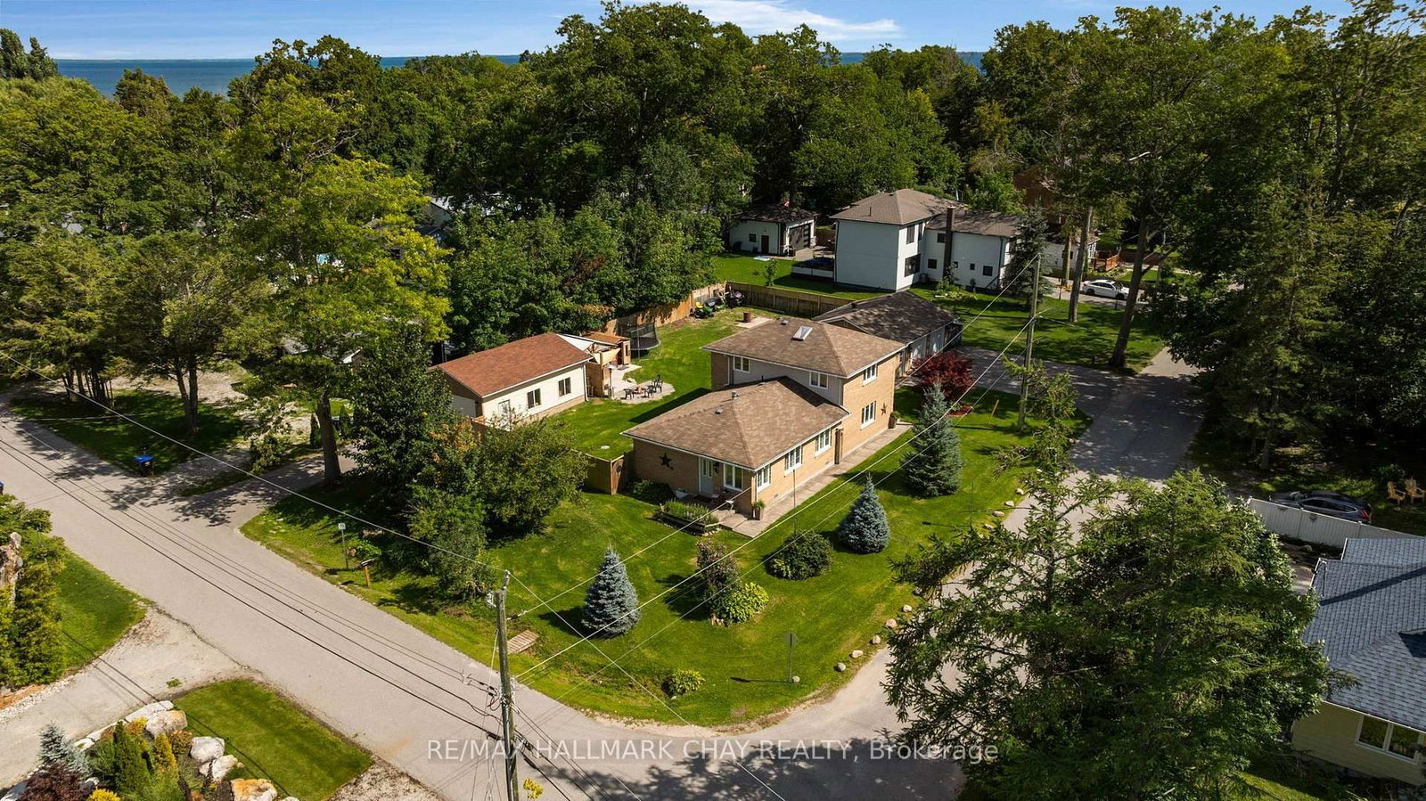 47 Lakeside Drive • Innisfil, ON photo 32