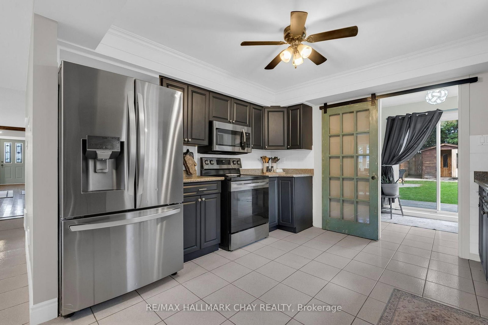47 Lakeside Drive • Innisfil, ON photo 8