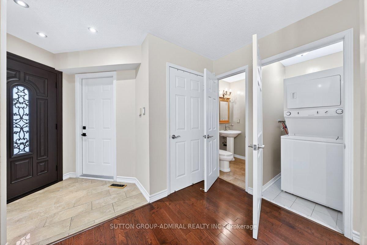 126 Redondo Drive E • Vaughan, ON photo 14