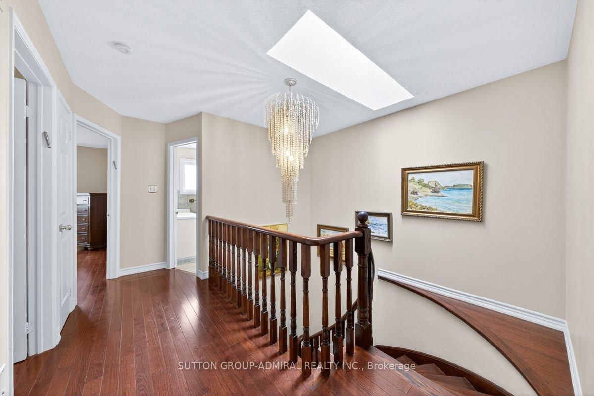 126 Redondo Drive E • Vaughan, ON photo 20