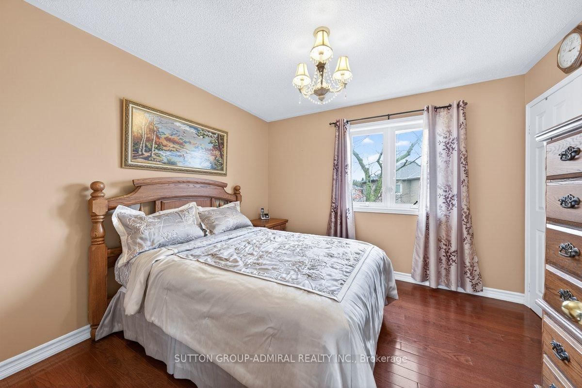 126 Redondo Drive E • Vaughan, ON photo 21