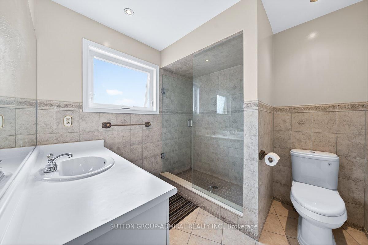 126 Redondo Drive E • Vaughan, ON photo 22