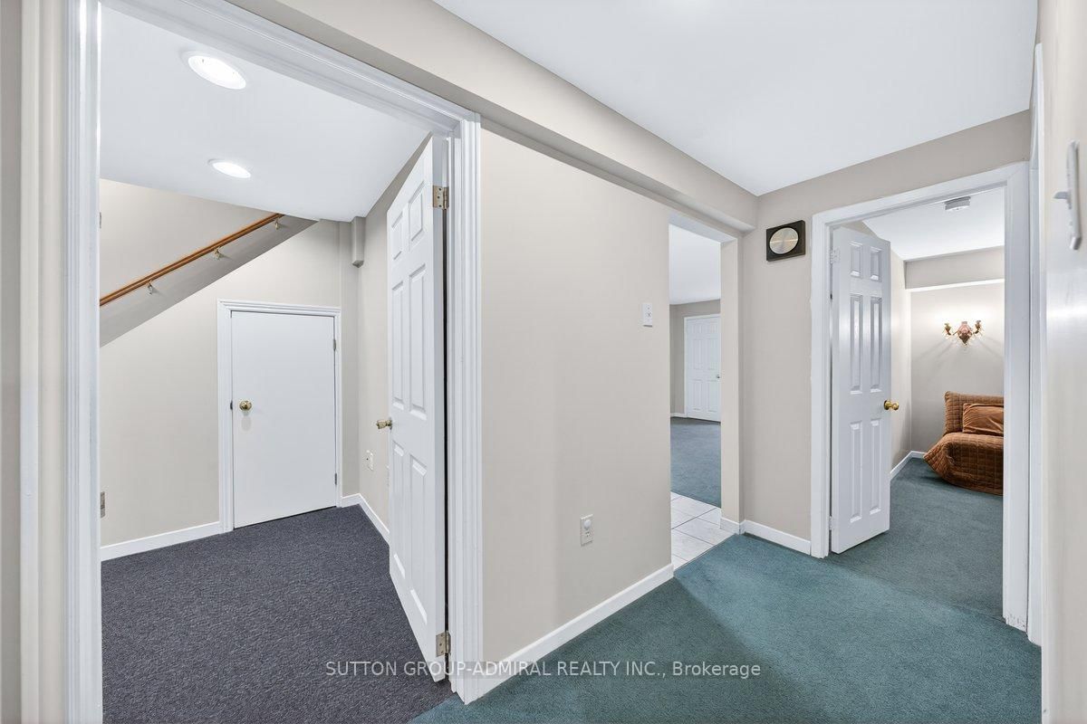126 Redondo Drive E • Vaughan, ON photo 25