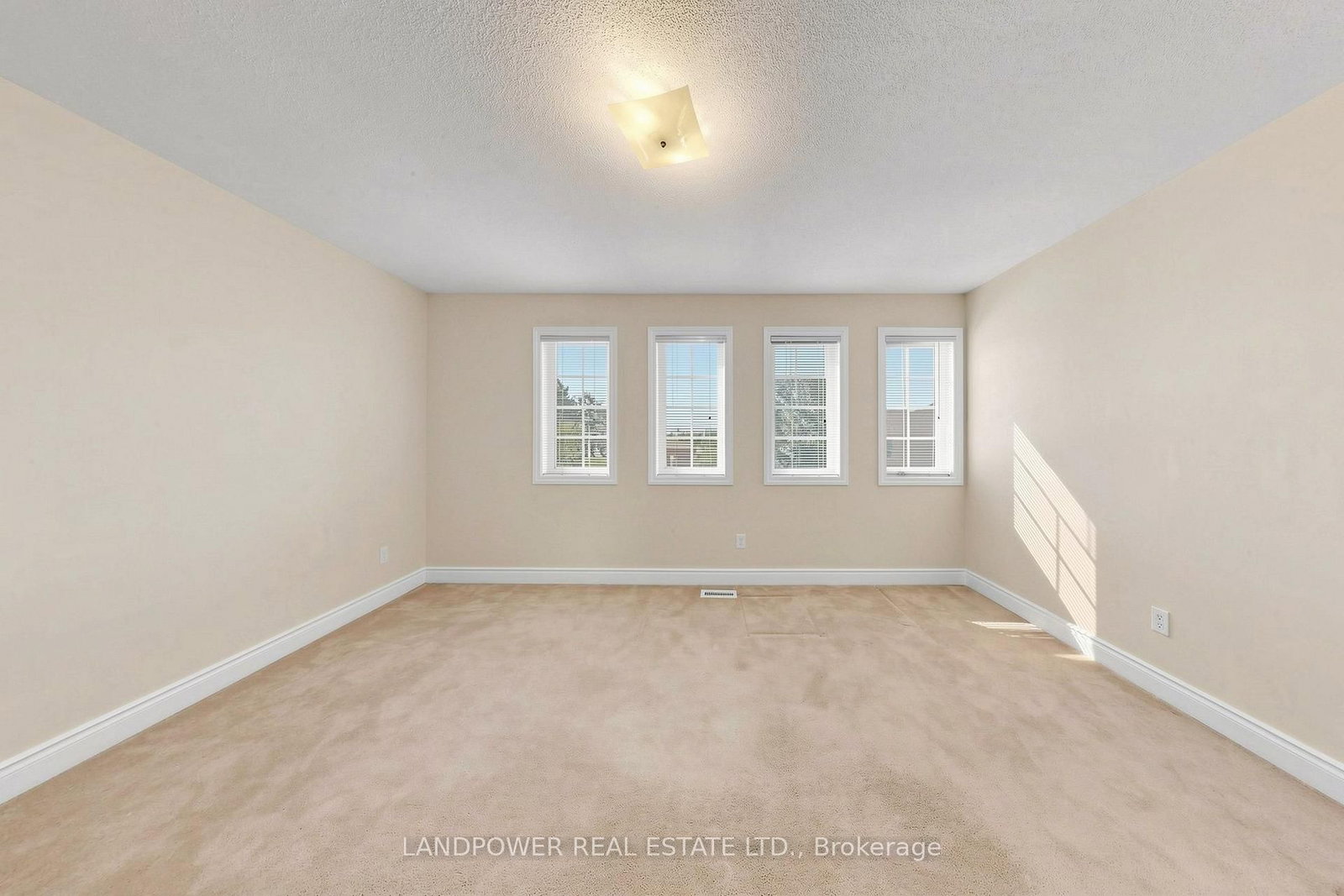 193 Helen Avenue • Markham, ON photo 15