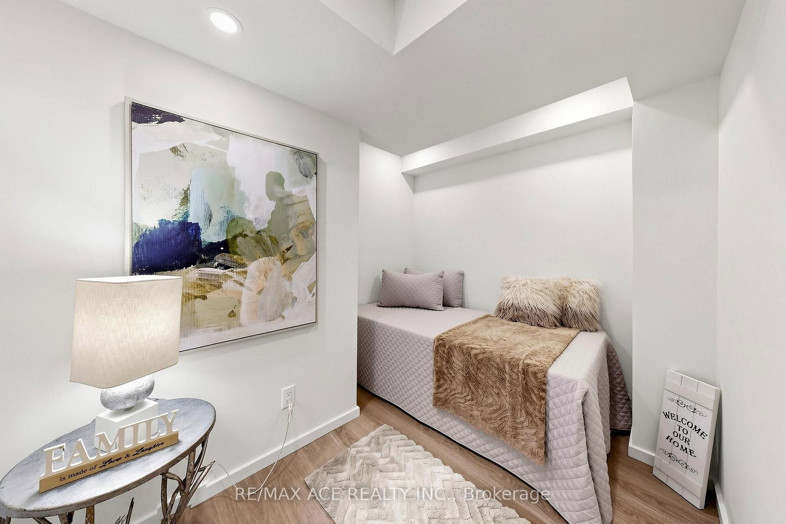 368 Elyse Court • Aurora, ON photo 42